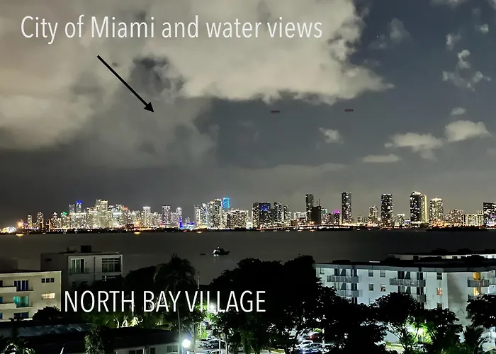 Unique Water Views, Free Parking 1Bed 1 Bath Rooffornomads 416